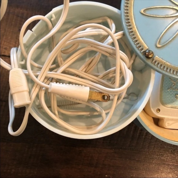 Vintage Ladies Electric Travel Shaver - Picture 4 of 5